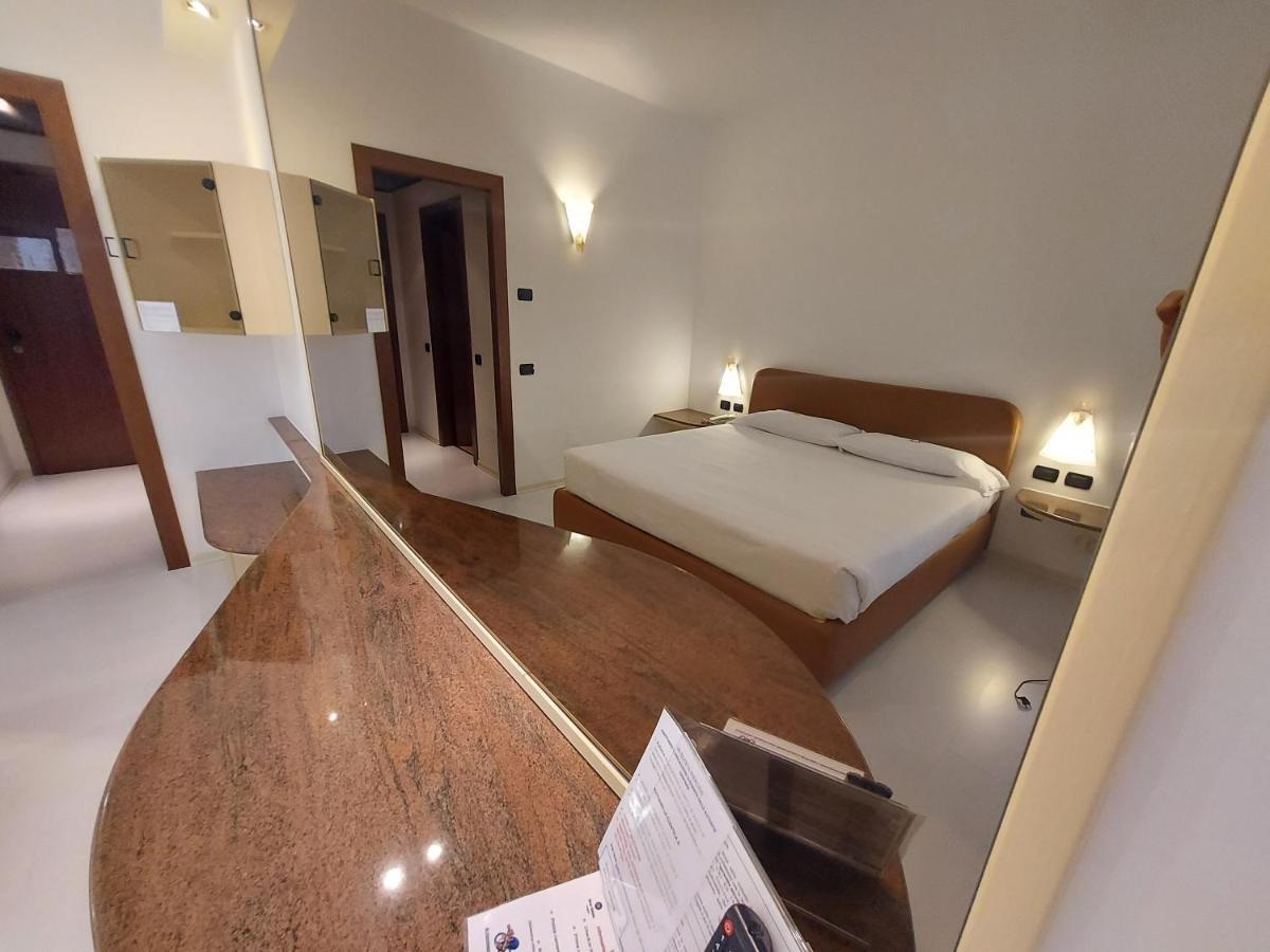 Blue Relais Maggiore Dormelletto Exterior photo